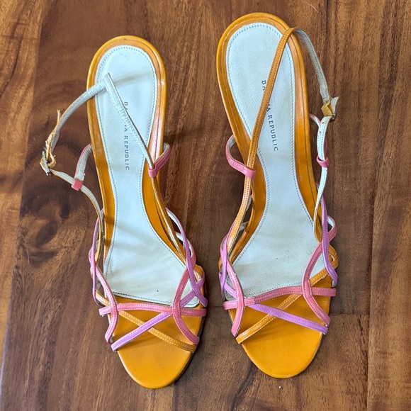 Banana Republic Shoes - VINTAGE y2k Banana Republic Pink & Orange Leather Strappy Slingback Kitten Heels